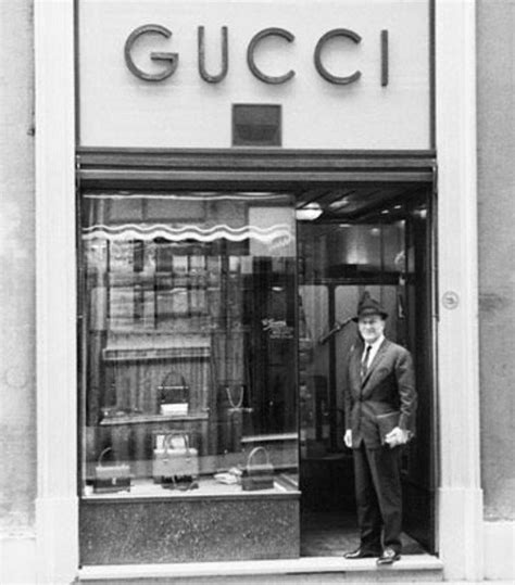primera tienda gucci